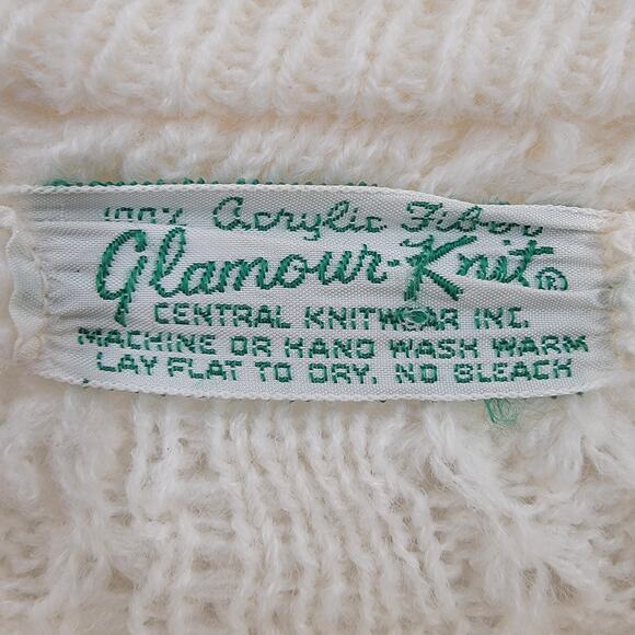 Glamour Knit Poncho Womens One Size Cream Button Up Arm Slits Boho Vintage - Picture 10 of 11